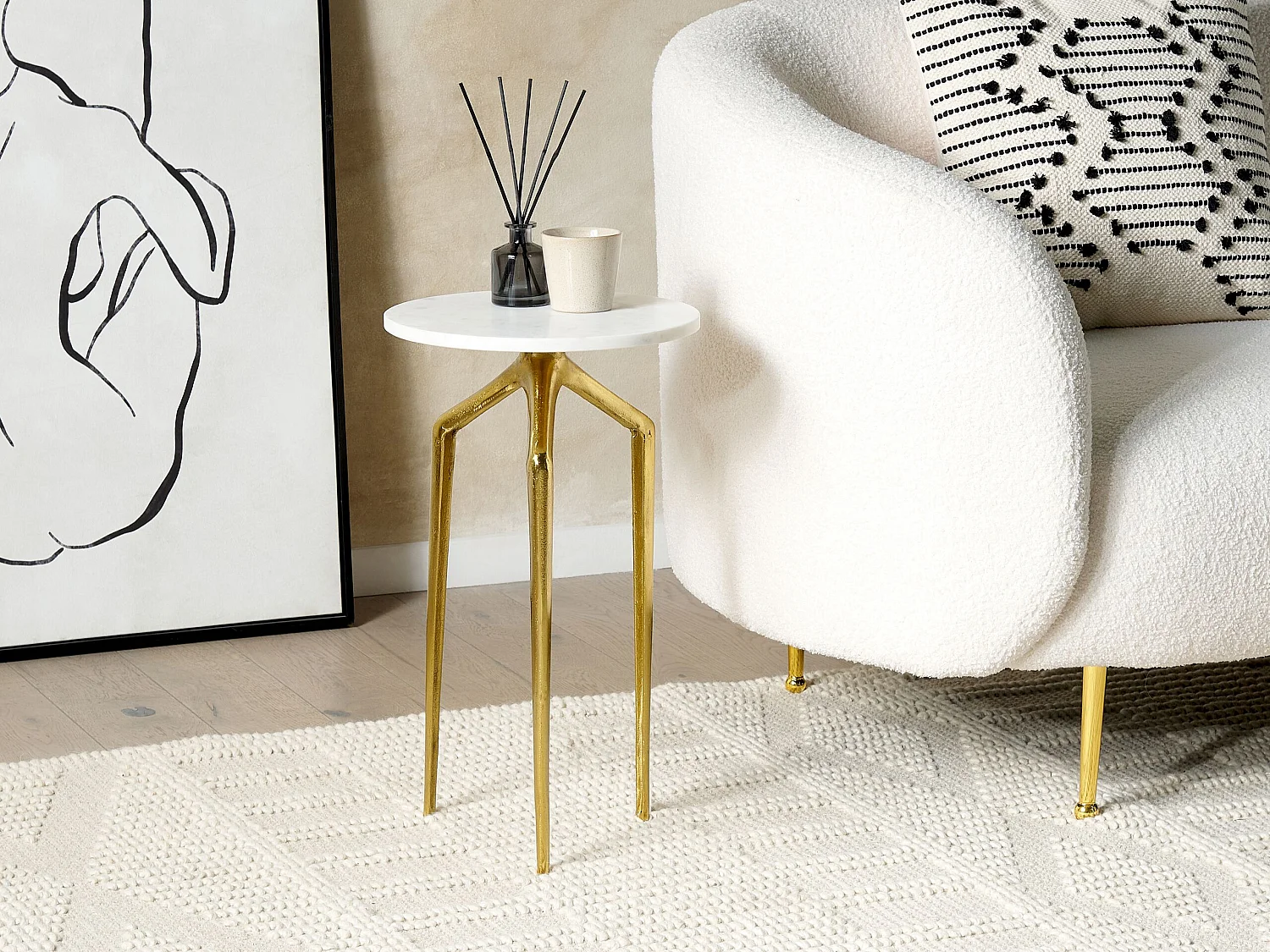 Beliani Tilpa, table d’appoint en marbre, photo du marchand
