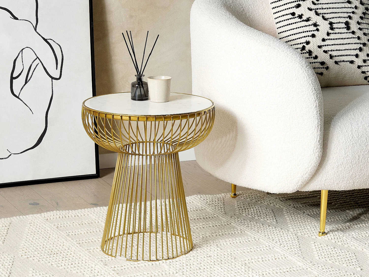 Beliani Cheynes, table d’appoint en marbre, photo du marchand
