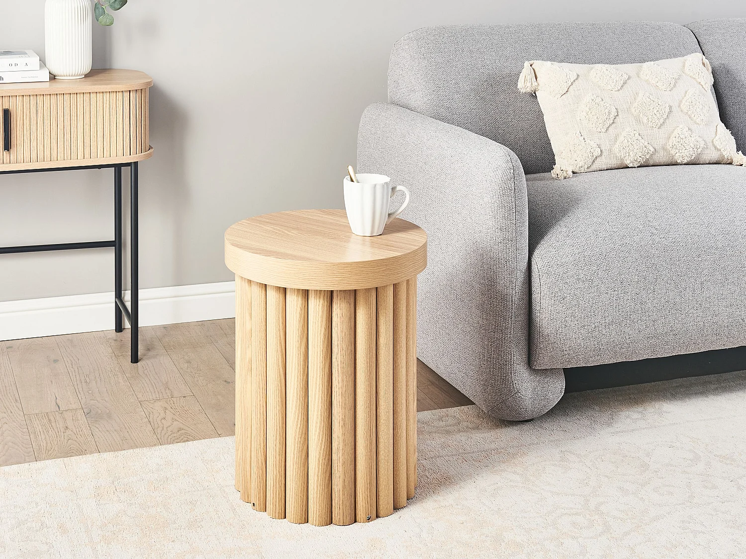 Beliani Genola, table d’appoint en panneau, photo du marchand